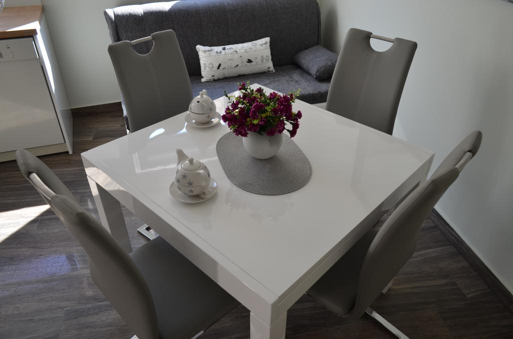 Apartment Ana Arbanasi Zadar Exteriör bild