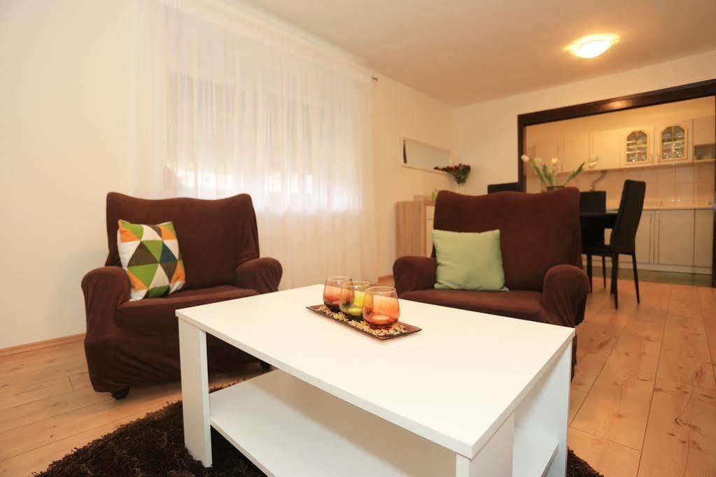 Apartment Ana Arbanasi Zadar Exteriör bild